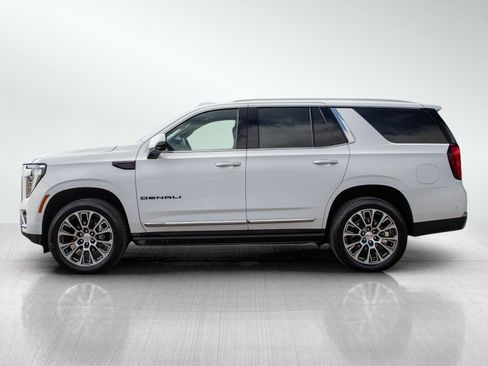 Used 2025 GMC Yukon Denali w/ Denali Reserve Package AWD/4WD image 2