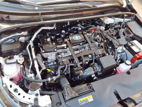 Certified 2024 Toyota Corolla SE image 25