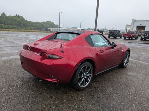 Used 2020 MAZDA MX-5 Miata RF Grand Touring RWD image 5