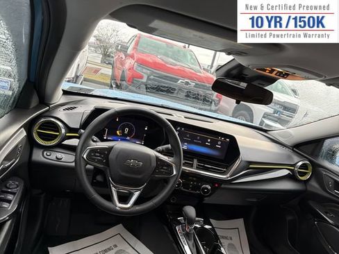 Used 2025 Chevrolet Trax ACTIV w/ Driver Confidence Package image 14