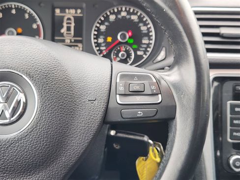 Used 2012 Volkswagen Passat 2.5 SE image 26