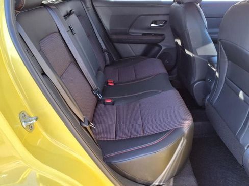 New 2025 Nissan Kicks SR AWD/4WD image 17