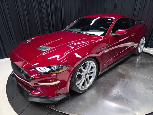 Used 2019 Ford Mustang GT Premium w/ Equipment Group 401A RWD image 41