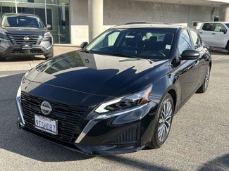 Used 2025 Nissan Altima 2.5 SV video 1