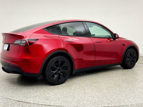 Used 2025 Tesla Model Y Long Range AWD/4WD image 5