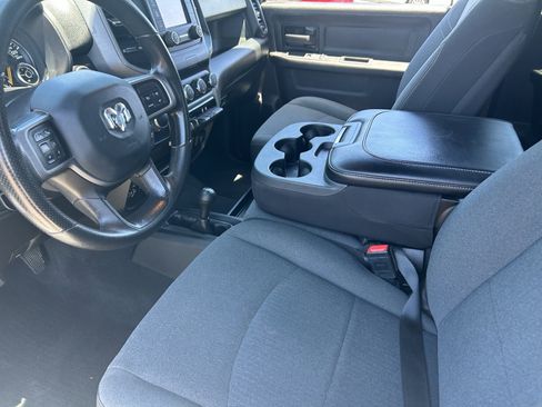 Used 2022 RAM 2500 Tradesman AWD/4WD image 25