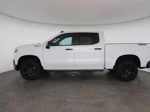 Used 2021 Chevrolet Silverado 1500 LT Trail Boss w/ LT Trail Boss Premium Package AWD/4WD image 11