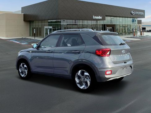 New 2026 Hyundai Venue SEL image 4