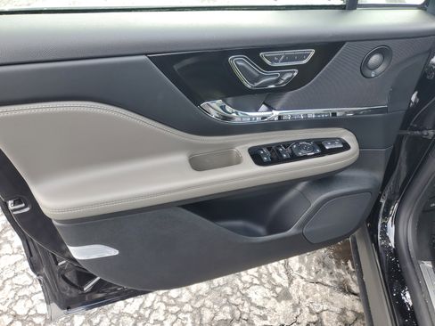 New 2026 Lincoln Corsair Grand Touring image 8