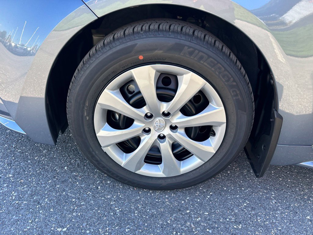 New 2027 Toyota Corolla LE FWD image 28