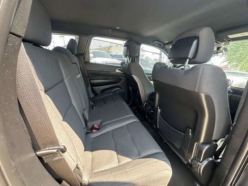 Used 2019 Jeep Grand Cherokee Laredo RWD image 32