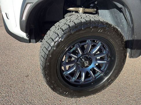 Used 2023 Nissan Frontier PRO-4X w/ Pro Convenience Package image 4