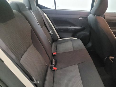 Used 2021 Nissan Versa SV FWD image 19