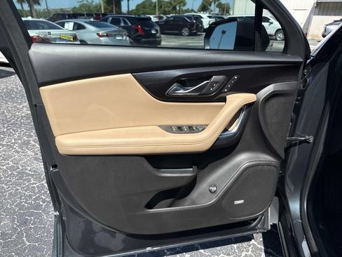 Used 2020 Chevrolet Blazer Premier w/ Driver Confidence II Package FWD image 18