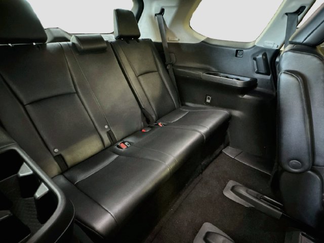 Used 2025 Toyota Grand Highlander FWD image 28