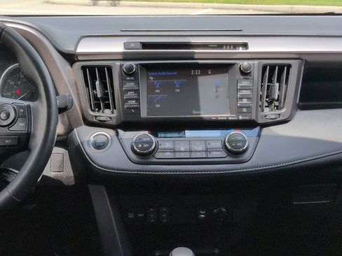 Used 2018 Toyota RAV4 Limited w/ All Weather Liner Package AWD/4WD image 18