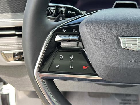 New 2025 Cadillac Escalade IQ Luxury 1 image 28