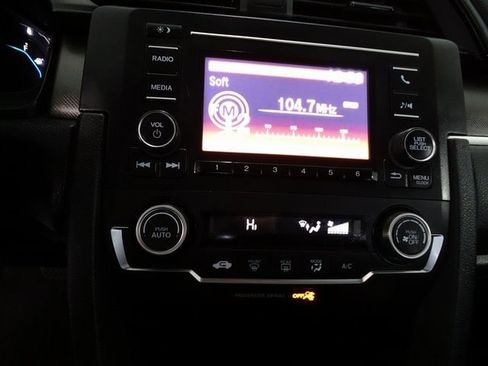 Used 2020 Honda Civic LX image 10