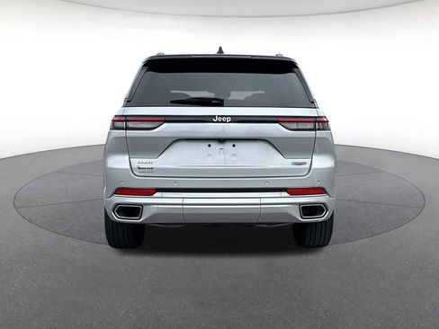 Certified 2025 Jeep Grand Cherokee Summit AWD/4WD image 4