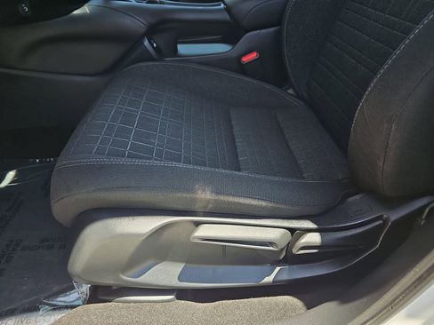 Used 2023 Honda HR-V LX image 27