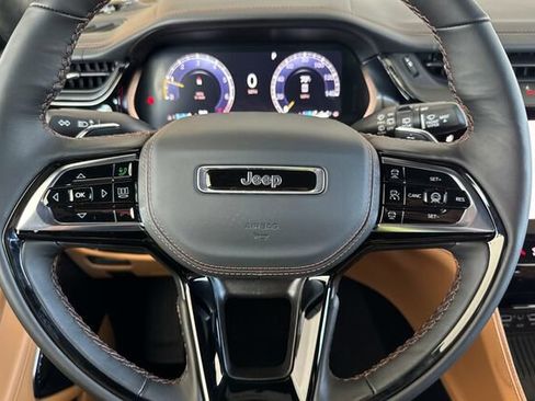 New 2026 Jeep Grand Cherokee Summit AWD/4WD image 21