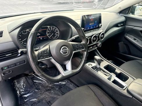Used 2021 Nissan Sentra SV FWD image 10