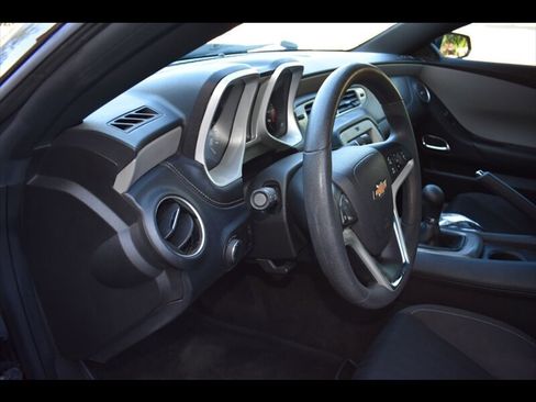 Used 2015 Chevrolet Camaro LS RWD image 12