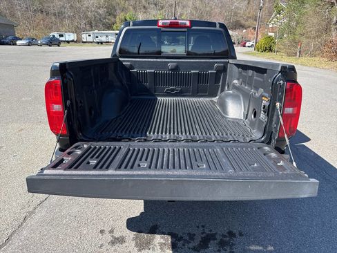 Used 2016 Chevrolet Colorado Z71 image 5