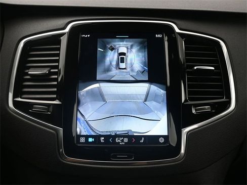Used 2024 Volvo XC90 B6 Plus w/ Protection Package Premier image 21