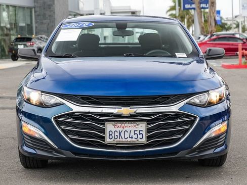 Used 2019 Chevrolet Malibu LS image 2