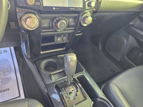 Used 2021 Toyota 4Runner Venture image 10