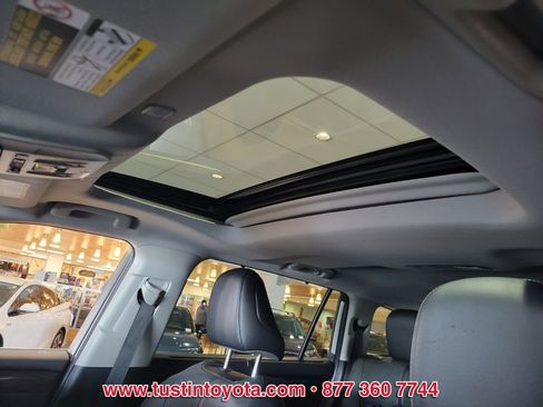 Used 2023 Toyota Highlander Limited w/ Protection Package #3 (TMS) AWD/4WD image 17