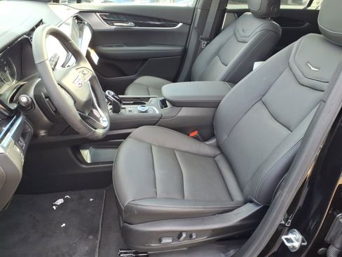 New 2025 Cadillac XT6 Premium Luxury image 4