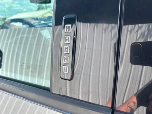 Used 2020 Ford F150 XLT w/ Equipment Group 302A Luxury AWD/4WD image 10