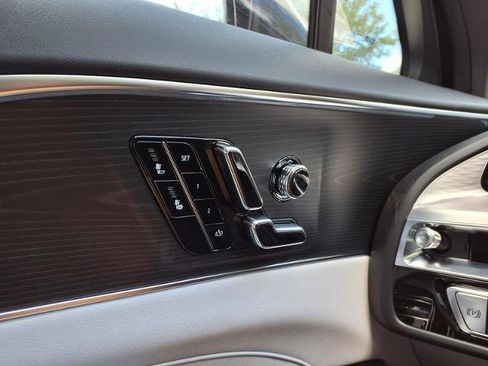 New 2026 Cadillac Lyriq Sport AWD/4WD image 21