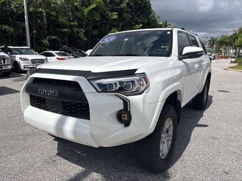 Used 2020 Toyota 4Runner SR5 Premium w/ Moonroof Package AWD/4WD image 5