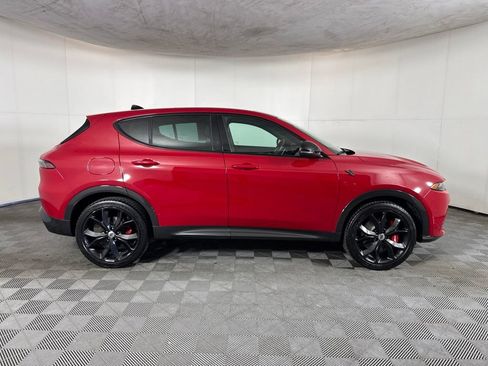 Certified 2024 Dodge Hornet R/T Plus AWD/4WD image 4