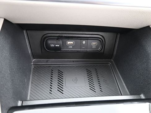 Used 2024 Kia Sportage EX image 25