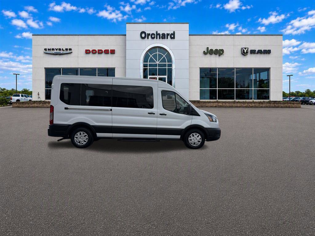 Used 2023 Ford Transit 350 XL RWD image 2