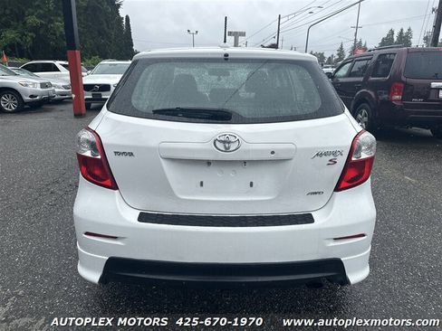 Used 2010 Toyota Matrix S image 6