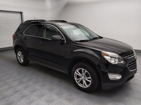 Used 2017 Chevrolet Equinox LT w/ Convenience Package AWD/4WD image 11