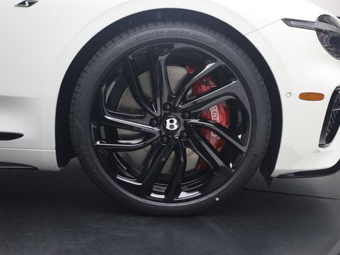 New 2026 Bentley Continental GT AWD/4WD image 17