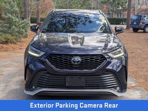 Used 2022 Toyota Highlander XSE image 11