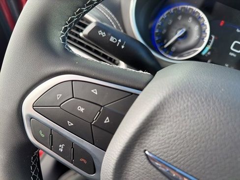 New 2026 Chrysler Pacifica Select image 22