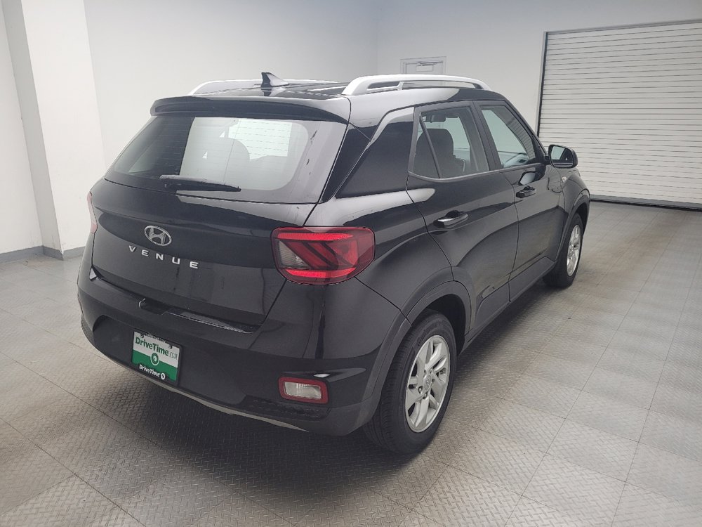 Used 2020 Hyundai Venue SEL FWD image 9