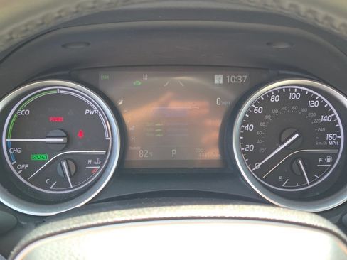 Used 2023 Toyota Camry XLE w/ Navigation Package FWD image 33
