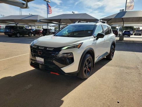 Used 2026 Nissan Rogue SV w/ Rock Creek Premium Package image 4