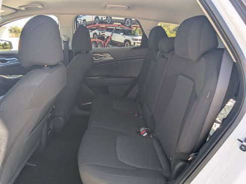 New 2026 Kia Sportage LX FWD image 16