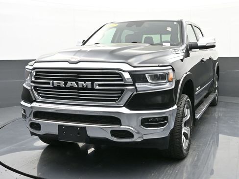 Used 2022 RAM 1500 Laramie AWD/4WD image 7