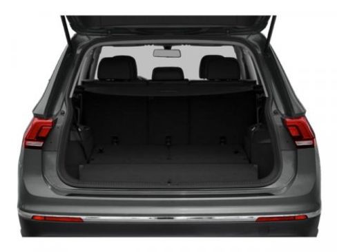 Used 2021 Volkswagen Tiguan SE image 12